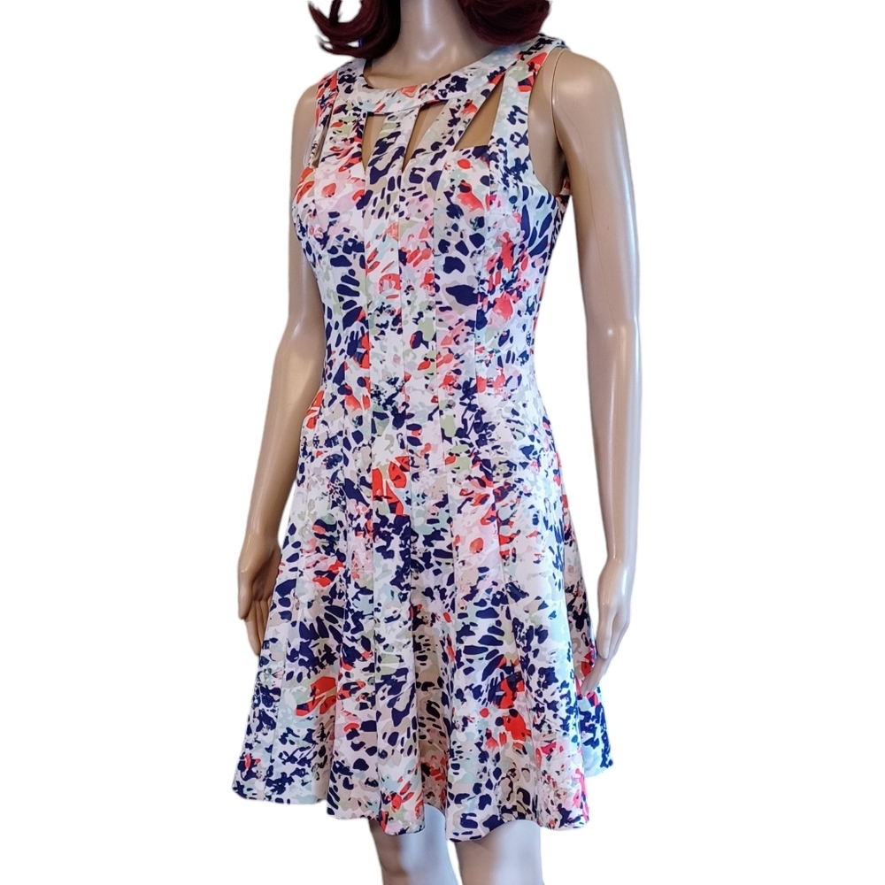 Jessica Simpson Fit and Flare Dress - Size 2 - Picture 2 of 9